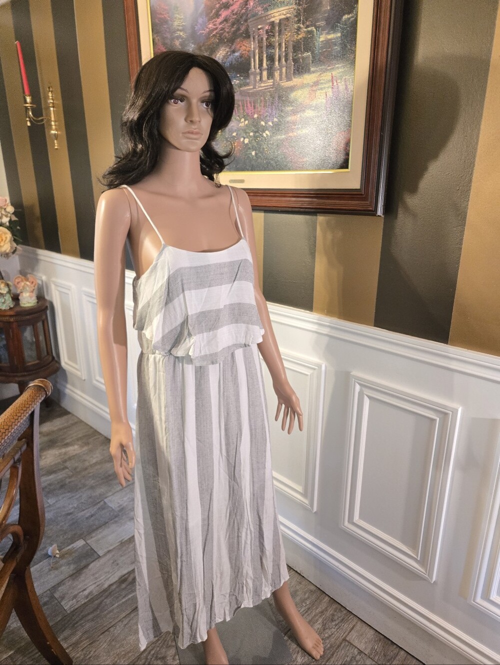 Striped Sleeveless Maxi Dress in White and Light Gray